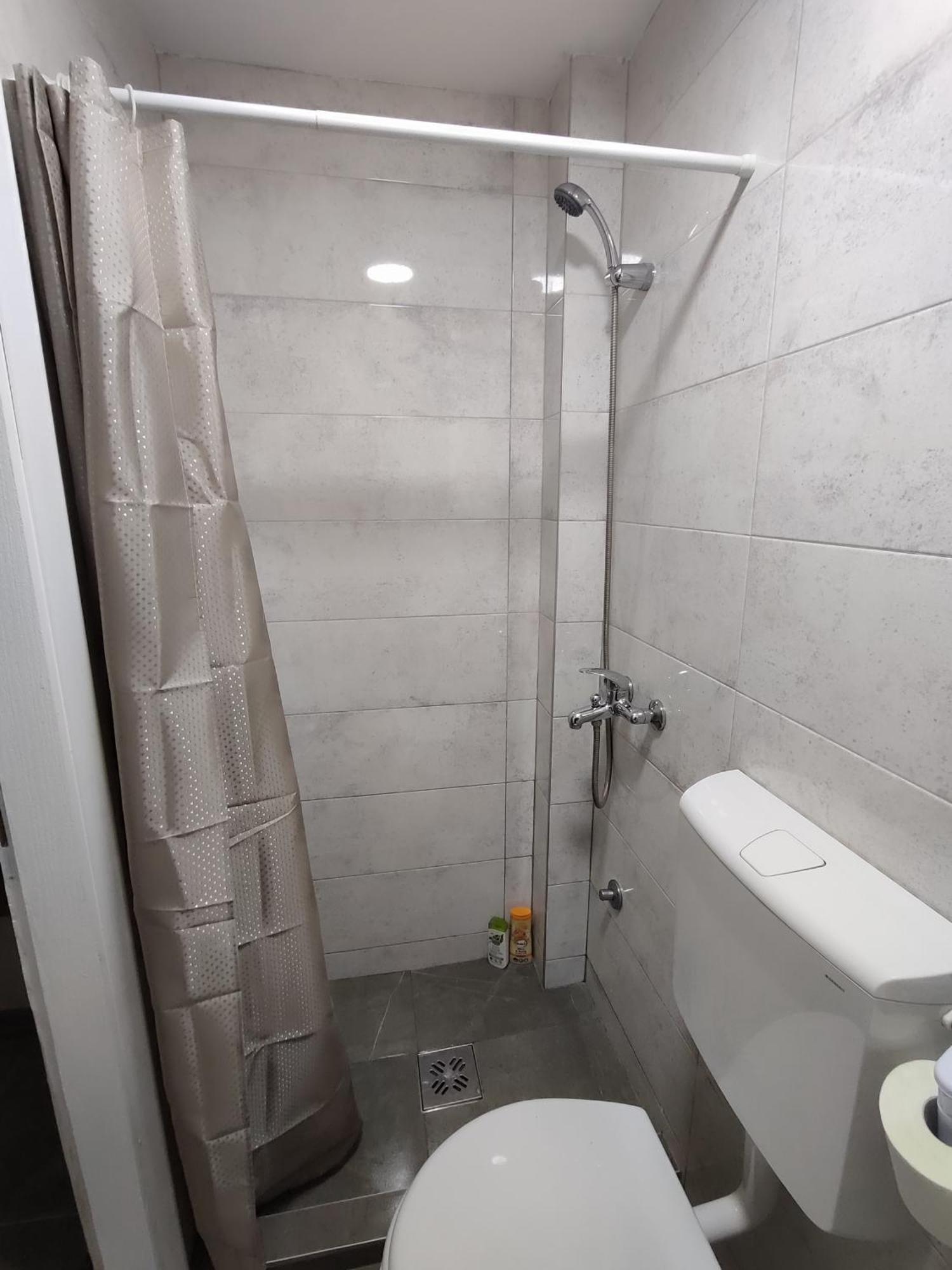 Studio Apartman Free Parking Rubikon 贝尔格莱德 外观 照片